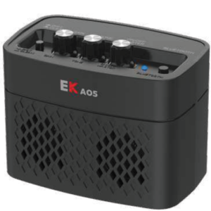 AMPLIFICADOR EK DE GUITARRA EKA05 PORTÁTIL 5W